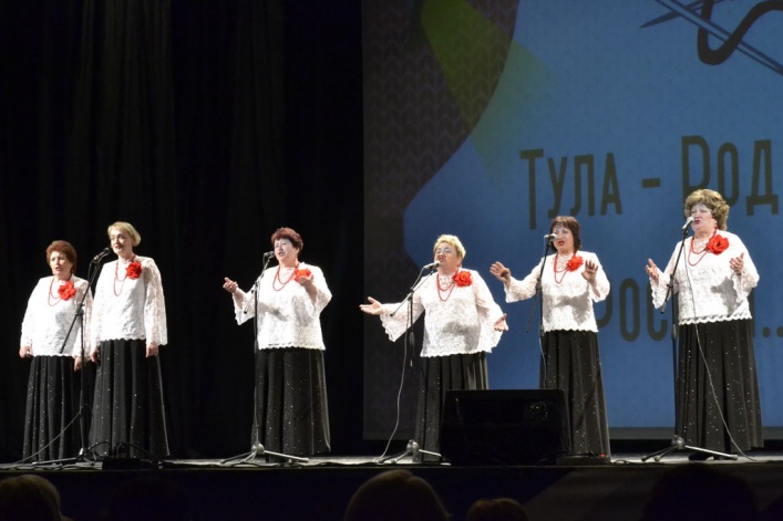 festiv19ie-20